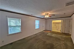 3021 Branderwood Dr, Greensboro, NC 27406 - Photo 17