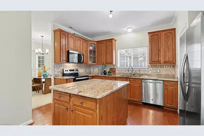 4623 Village Square Court, Greensboro, NC 27409 - Photo 11