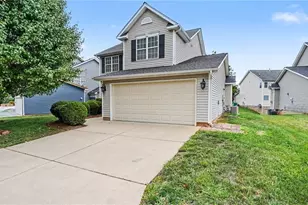 4623 Village Square Ct, Greensboro, NC 27409 - Photo 3