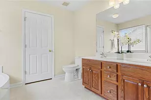 4623 Village Square Ct, Greensboro, NC 27409 - Photo 25