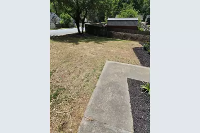 914 Barringer Street, Greensboro, NC 27403 - Photo 13