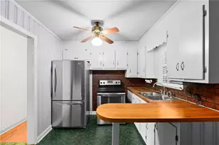 4106 Whitfield Rd, Winston-Salem, NC 27105 - Photo 9