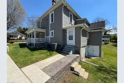 502 Spring Street, Mount Airy, NC 27030 - Photo 5
