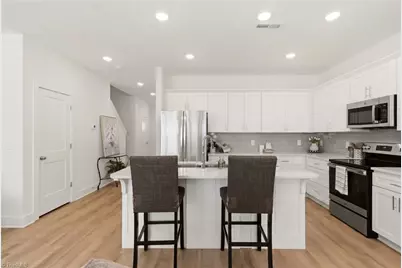 917 Cannon Crossing Circle, Greensboro, NC 27410 - Photo 15