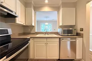 2233 Stonecutter Dr, Winston-Salem, NC 27103 - Photo 3