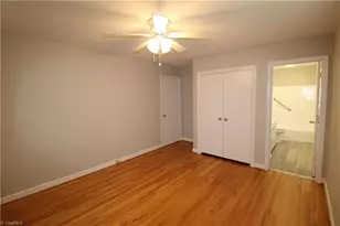 2316 Silas Creek Pkwy, Winston-Salem, NC 27103 - Photo 13