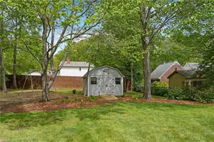 204 W Stonebury Ct, Reidsville, NC 27320 - Photo 45