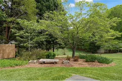 204 W Stonebury Court, Reidsville, NC 27320 - Photo 43