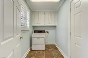 204 W Stonebury Ct, Reidsville, NC 27320 - Photo 25