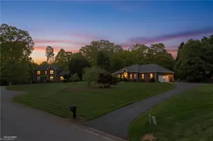 204 W Stonebury Ct, Reidsville, NC 27320 - Photo 47