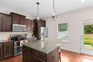 427 Inlet Pl Dr, Winston-Salem, NC 27127 - Photo 5