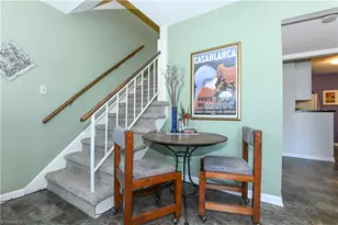 5735 Bramblegate Rd, Greensboro, NC 27409 - Photo 5