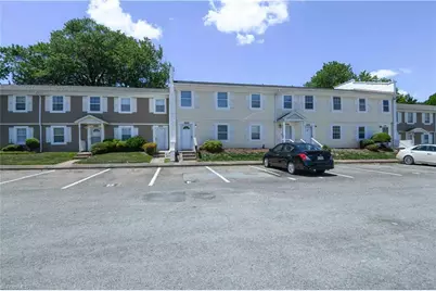 5735 Bramblegate Road #E, Greensboro, NC 27409 - Photo 25