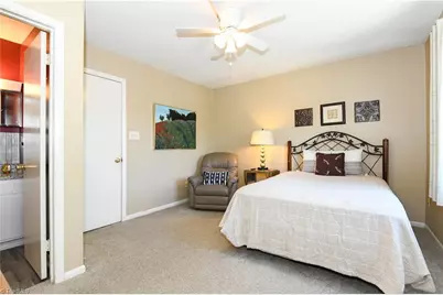 5735 Bramblegate Road #E, Greensboro, NC 27409 - Photo 19
