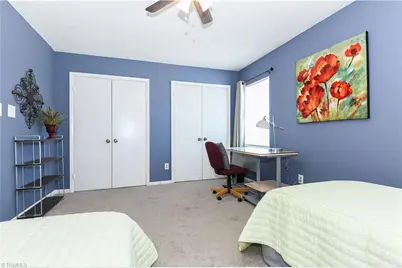 5735 Bramblegate Road #E, Greensboro, NC 27409 - Photo 23