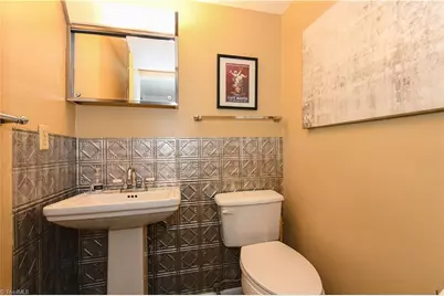 5735 Bramblegate Road #E, Greensboro, NC 27409 - Photo 13
