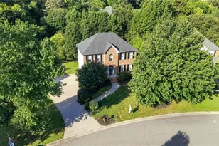 220 Lake Dale Ct, Clemmons, NC 27012 - Photo 3