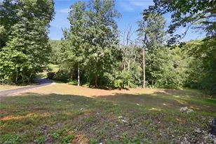 1402 Good Hope Dr, Walnut Cove, NC 27052 - Photo 27