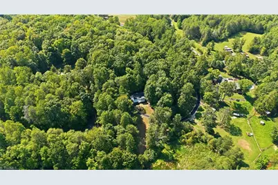 1402 Good Hope Drive, Walnut Cove, NC 27052 - Photo 25
