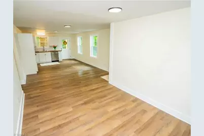 1037 Madison Avenue, Winston-Salem, NC 27103 - Photo 3