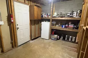 808 Creed Rd, Ararat, NC 27007 - Photo 25