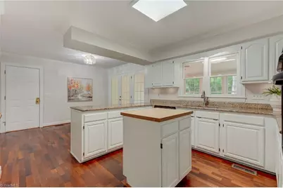 200 Stafford Oak Drive, Jamestown, NC 27282 - Photo 33