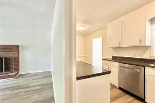 3602 Calvert St, Greensboro, NC 27405 - Photo 7