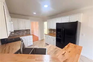 518 Wildwood Ln, Graham, NC 27253 - Photo 5