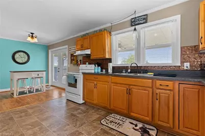 4532 Nc Highway 18 N, Sparta, NC 28675 - Photo 11