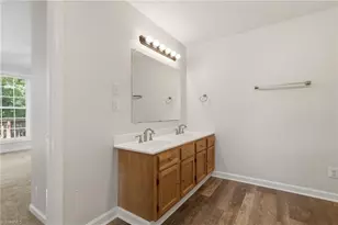 2627 Stratford Dr, Greensboro, NC 27408 - Photo 21