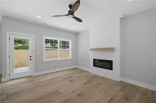 309 Lily Dr, Kernersville, NC 27284 - Photo 9