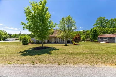 130 Northwood Hills Road, North Wilkesboro, NC 28659 - Photo 27