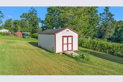 185 Mountain Dale Drive, North Wilkesboro, NC 28659 - Photo 25