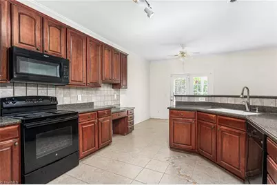 6812 W Whirlaway Court, Whitsett, NC 27377 - Photo 23