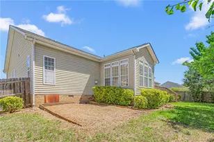 6812 W Whirlaway Ct, Whitsett, NC 27377 - Photo 41