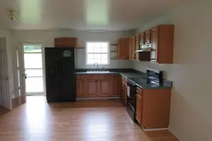 103 Shaw St, Jonesville, NC 28642 - Photo 7
