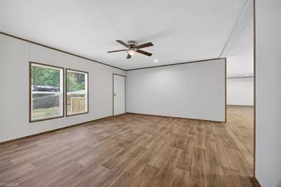 170 Harvick Lane, Lexington, NC 27292 - Photo 9