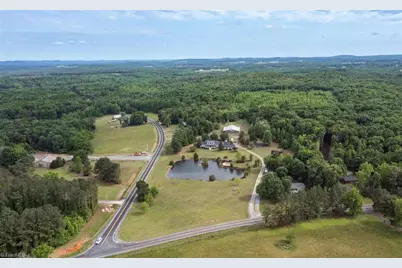 2770 Farmer Road, Denton, NC 27239 - Photo 3