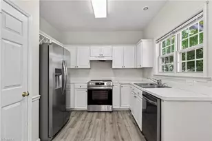 1549 Squires Ln, Kernersville, NC 27284 - Photo 5