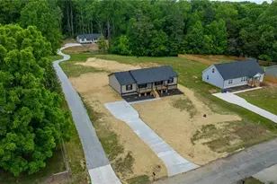 2979 Durant Dr, Winston-Salem, NC 27107 - Photo 45