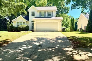 1118 Satinwood Dr, Greensboro, NC 27410 - Photo 1