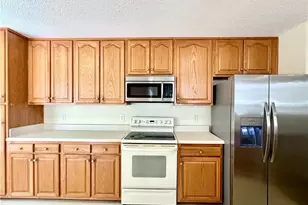 1118 Satinwood Dr, Greensboro, NC 27410 - Photo 9