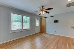 915 Quail Meadow Ln, Colfax, NC 27235 - Photo 9