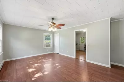 606 Walker Avenue, Graham, NC 27253 - Photo 3