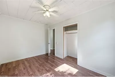 606 Walker Avenue, Graham, NC 27253 - Photo 9
