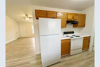 4806 Shady Pine Drive, Greensboro, NC 27455 - Photo 5