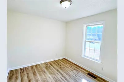 4806 Shady Pine Drive, Greensboro, NC 27455 - Photo 17