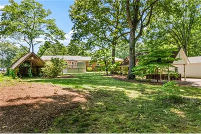 3807 Dewsbury Road, Winston-Salem, NC 27104 - Photo 37