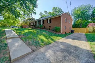 4210 Briarcliffe Rd, Winston-Salem, NC 27106 - Photo 3