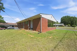 333 Moser St, Graham, NC 27253 - Photo 23